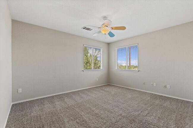 Building Photo - 1612 Rossport Bend