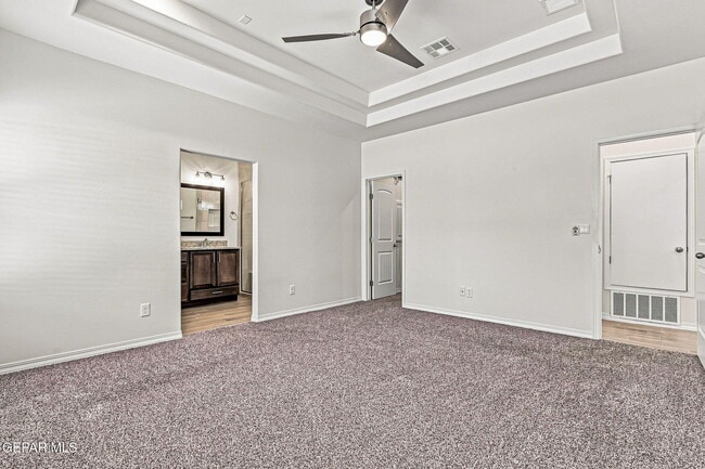 Building Photo - 13253 Coldham St