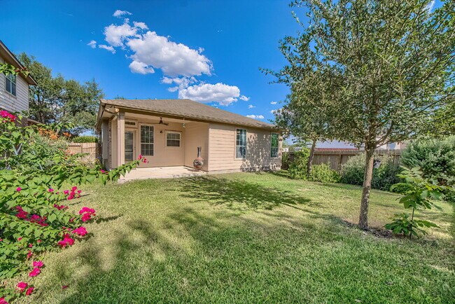 Building Photo - OFFERING 50% OFF THE 1ST MONTH'S RENT