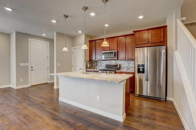 Building Photo - $2,500.00 - 3 Bedrooms and 2.5 Bathrooms T...
