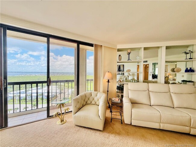 Building Photo - 9500 S Ocean Dr