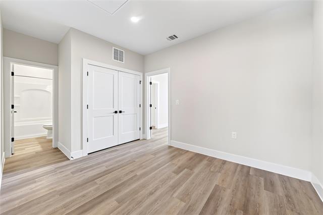 Building Photo - 207 Melody Ln