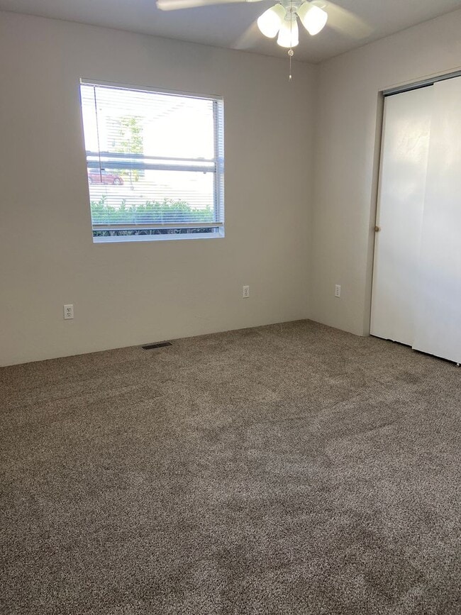 Building Photo - Apartment in Branson East, Kirbyville