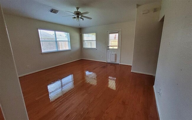 Building Photo - 13107 Split Creek Ln