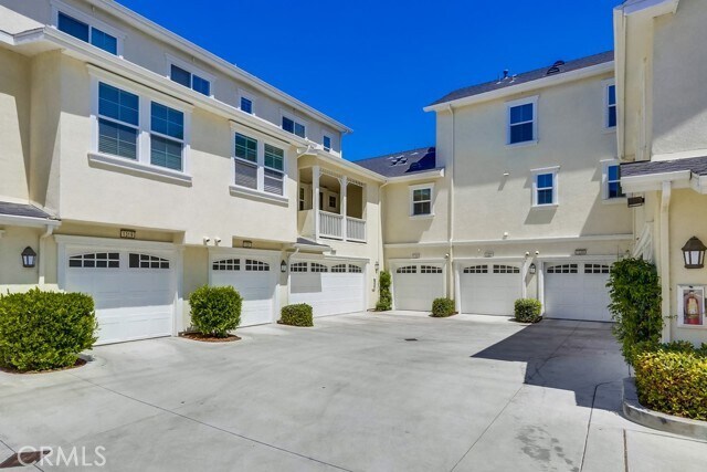 Building Photo - 1327 Abelia