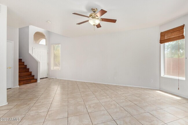 Building Photo - 3316 E Tierra Buena Ln