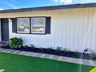 Building Photo - 10662 Shoshone Ave