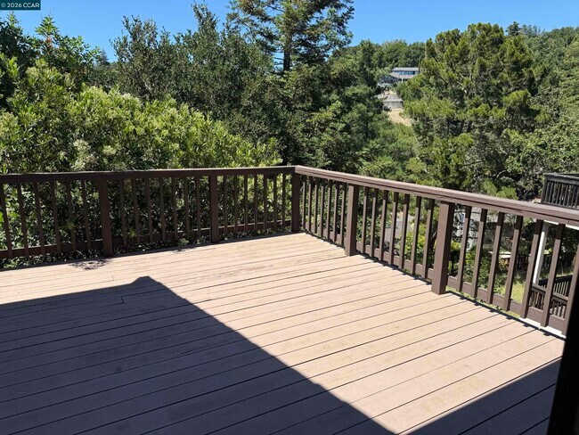 Building Photo - 671 Ironbark Cir