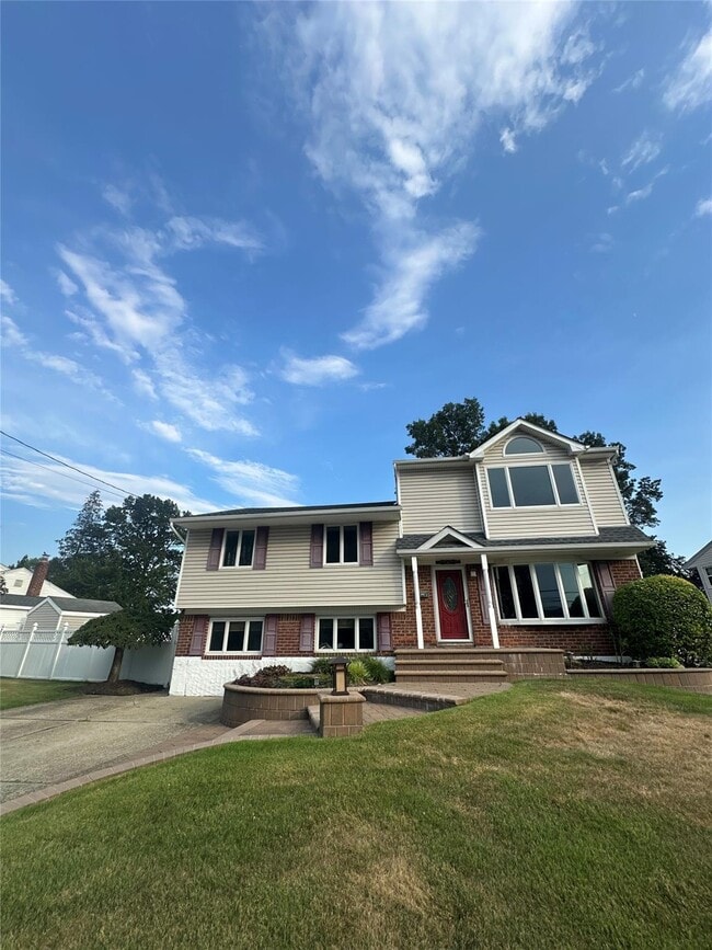 Primary Photo - 25 Cumberland Rd