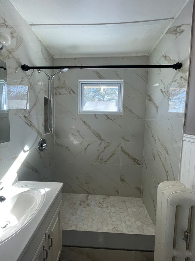 Building Photo - 40-42 Gordon Street