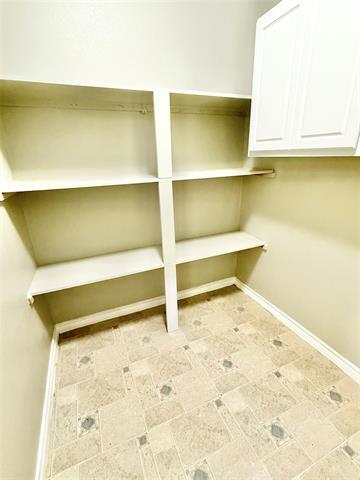 Building Photo - 308 Serenade Ln