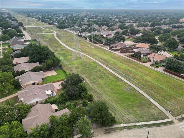 Building Photo - 2301 Travis Dr