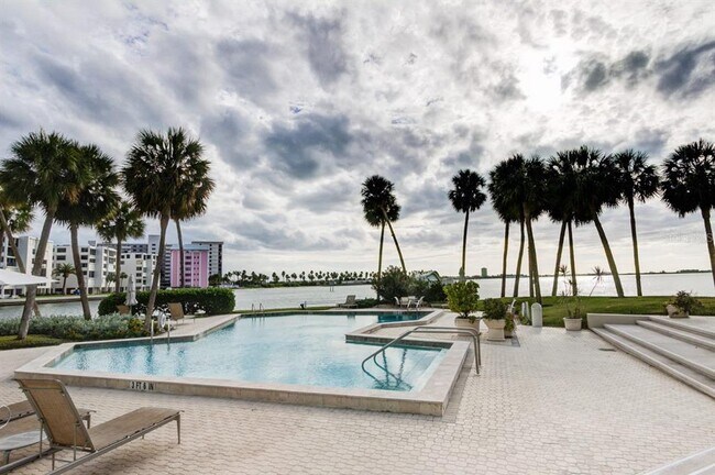 Building Photo - 988 Blvd of the Arts