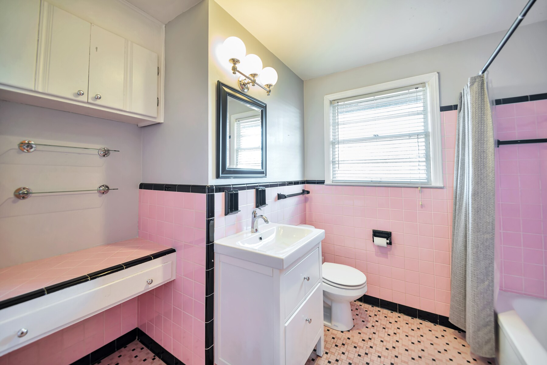 Building Photo - 801 Potter Ln