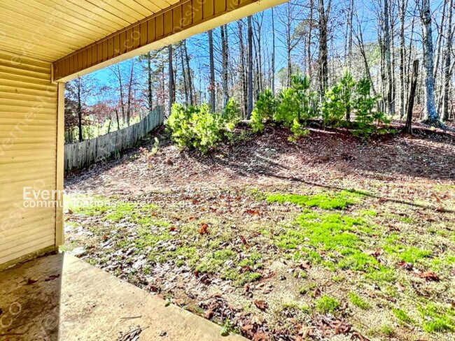 Building Photo - 958 James Madison Dr