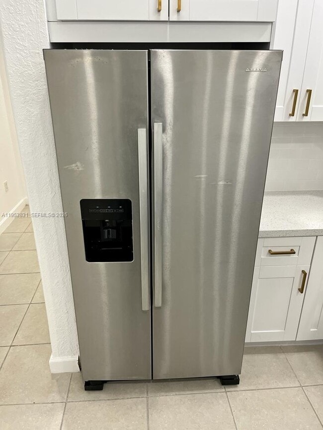 Building Photo - 1651 SE 28th Ct