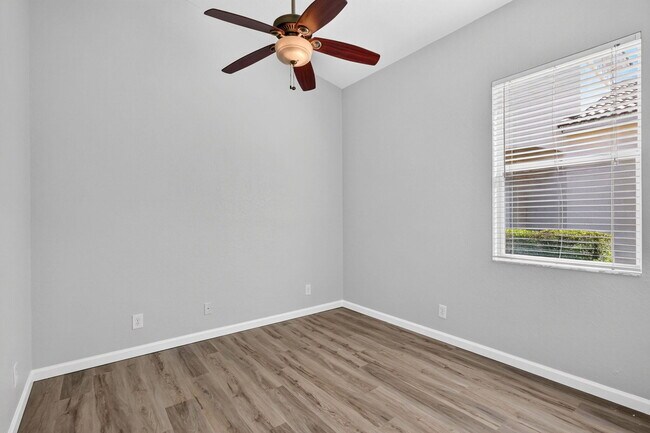Building Photo - 5614 Sunberry Cir