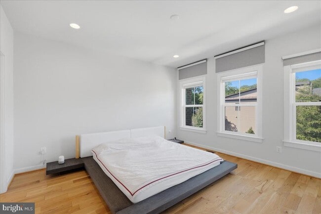 Building Photo - 9228 Wood Violet Ct