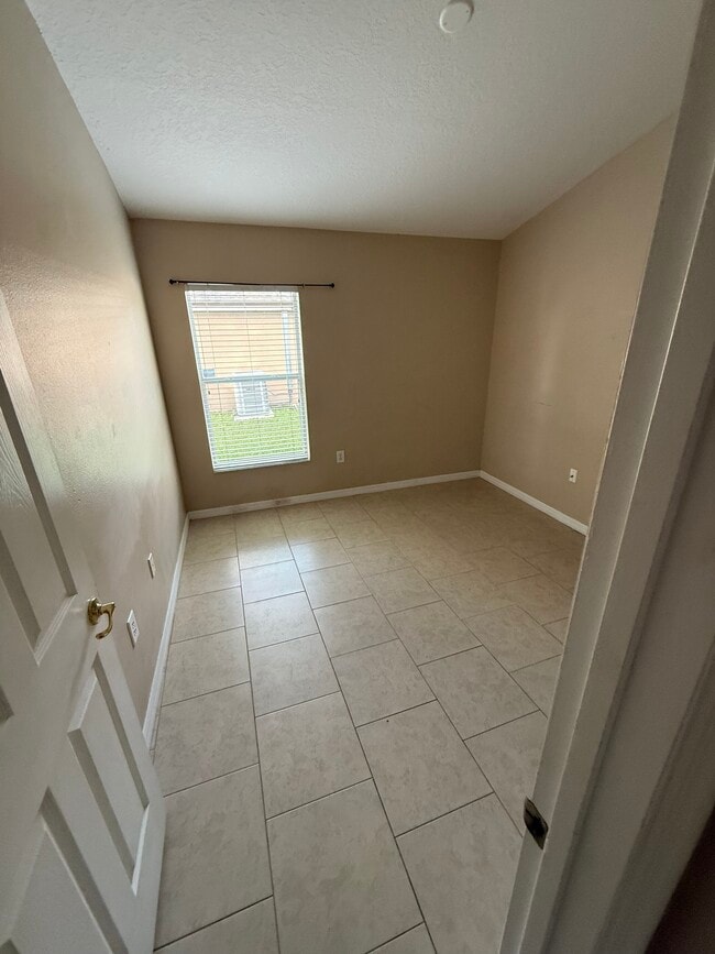 Building Photo - 3052 Wild Pepper Ave