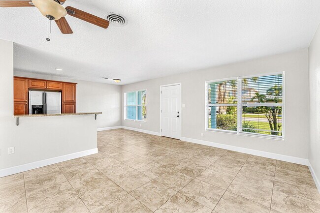 Building Photo - 406 N Neptune Dr