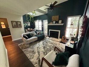 Building Photo - 505 Gooseneck Dr
