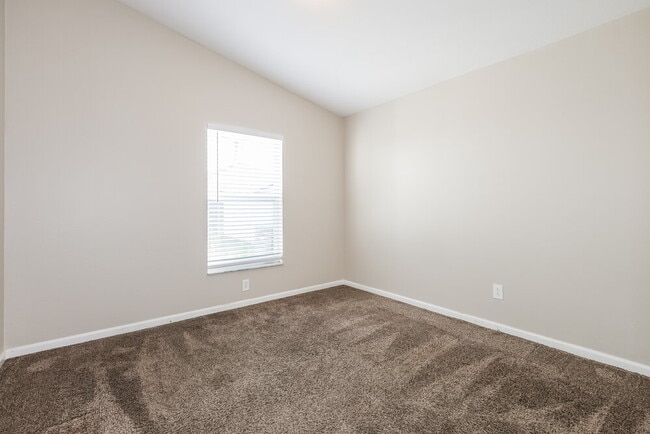 Building Photo - 12408 Tree Pointe Ct