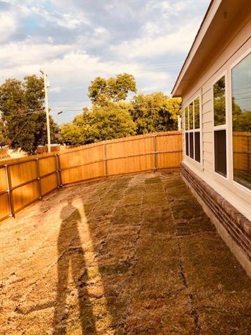 Building Photo - 3104 Gillespie St