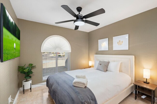 Building Photo - 14615 N 22nd Ln