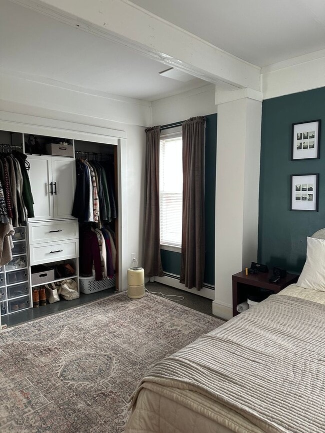 Building Photo - 23 Edwards St