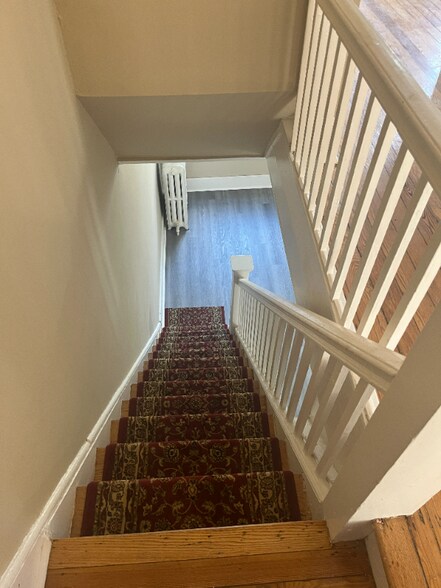 Building Photo - 4634 Fernhill Rd