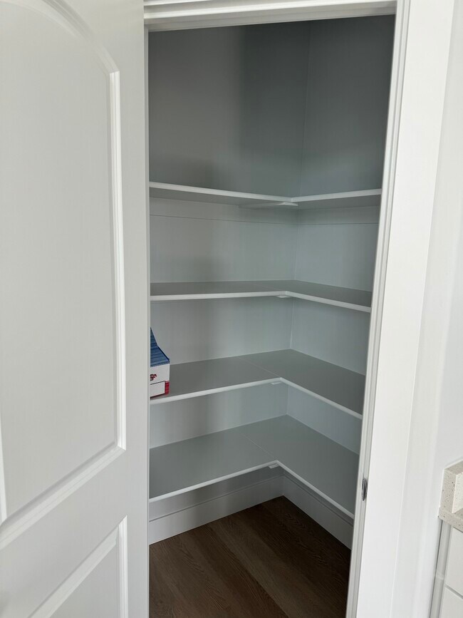 Building Photo - 3783 Big Horn Dr