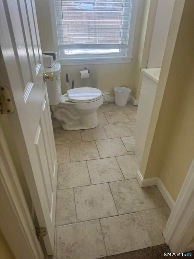 Building Photo - 81 Mechanic St