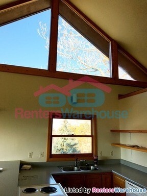 Building Photo - 543 Cortez St