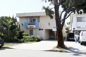 Building Photo - 3611 Mentone Ave