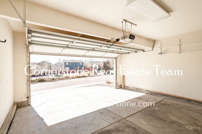 Building Photo - 2267 Anthem Pl