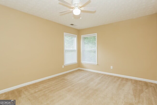 Building Photo - 934 Mill Creek Ave