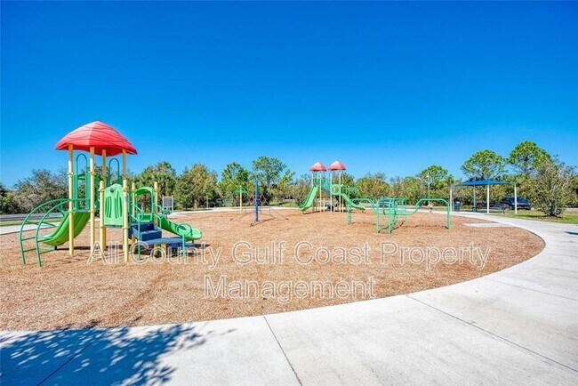 Building Photo - 13013 Steinhatchee Loop