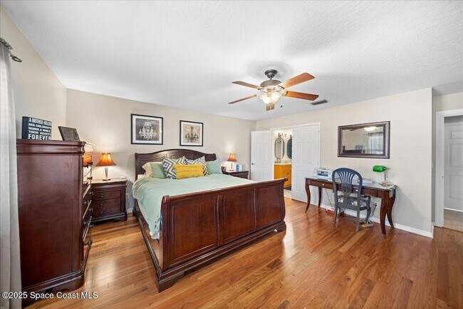 Building Photo - 1235 Pemberton Trail