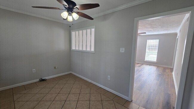 Building Photo - 123 Moss Creek Dr