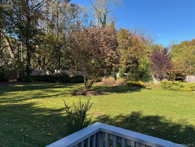 Building Photo - 185 S Country Rd