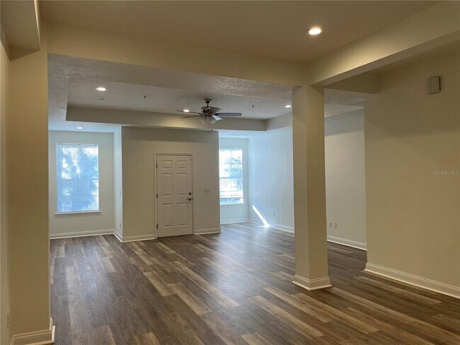 Building Photo - 4627 Legacy Park Dr