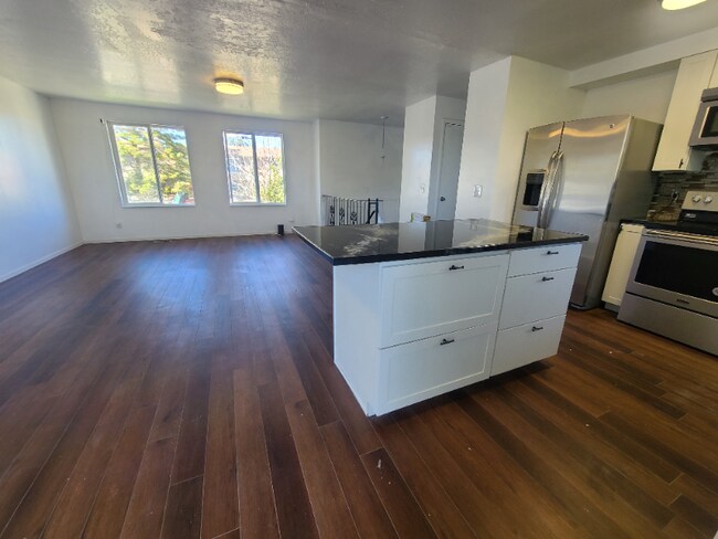 Building Photo - 5453 S 5425 W