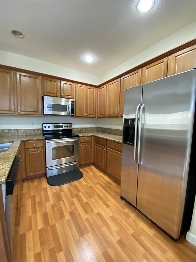 Building Photo - 3066 NW 103rd Path