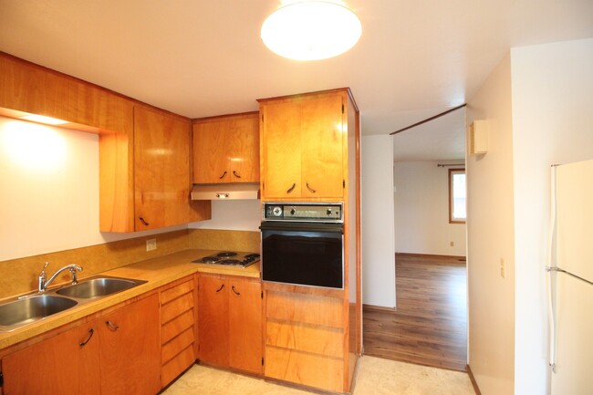 Building Photo - 3 Bed 2 Bath - One-Story - NAS Whidbey - F...