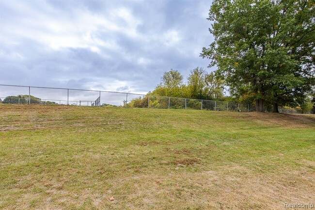 Building Photo - 2621 Thornbrier