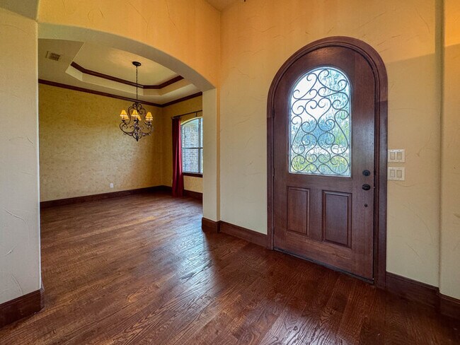 Building Photo - 1559 E Blackjack Rd E