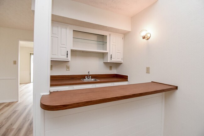Building Photo - 702 Tara Plantation Dr