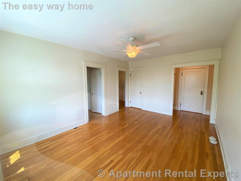 Building Photo - 520 High St