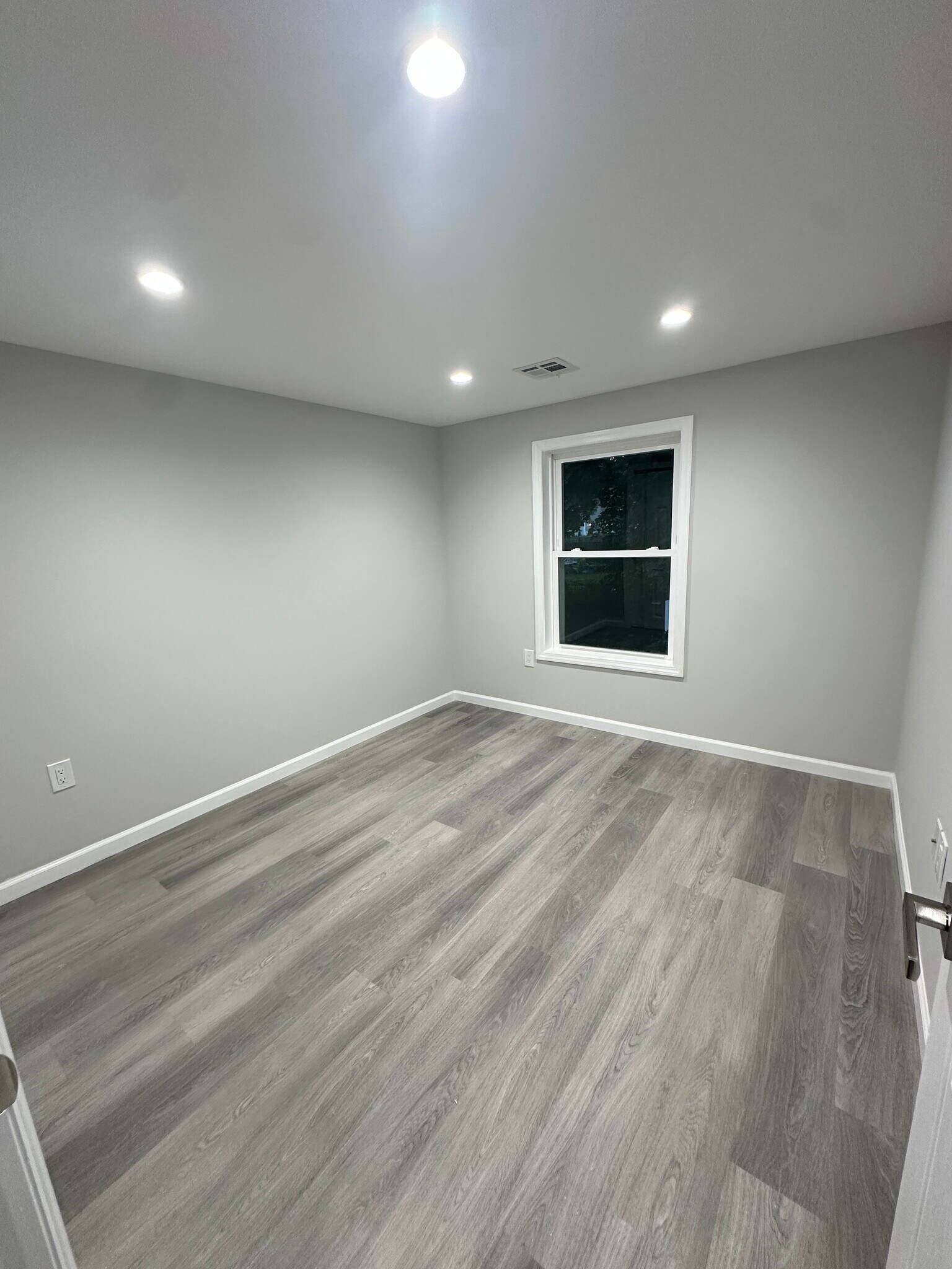 Smaller BR - 30 New St