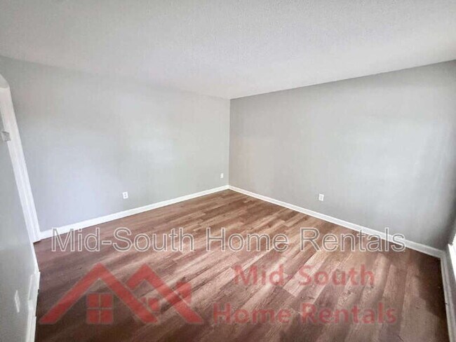 Building Photo - 4627 Crystal Springs Dr